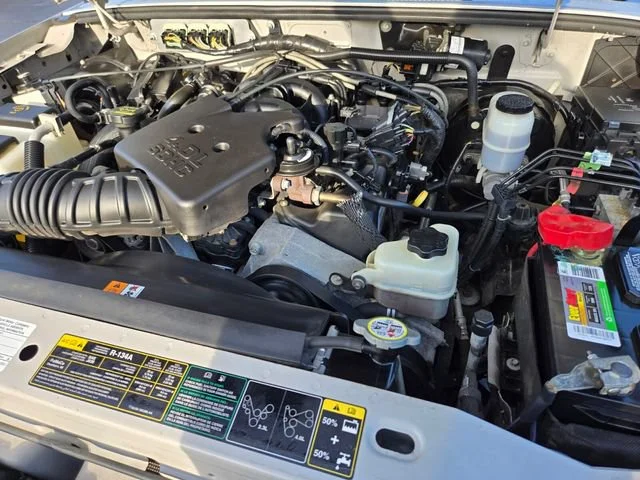 Used 2010 Silver Ford XLT image 20