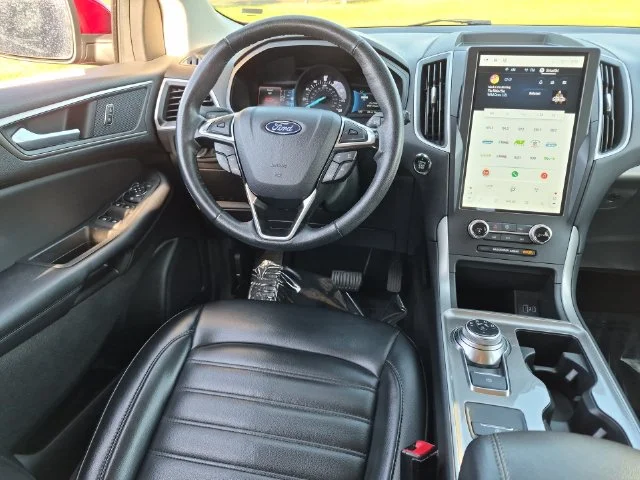 Used 2024 Red Ford SEL image 30