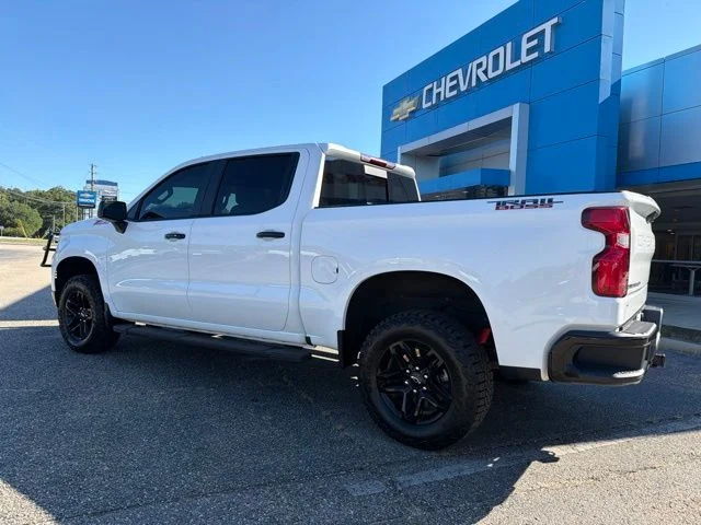 Used 2024 Summit White Chevrolet LT Trail Boss image 11