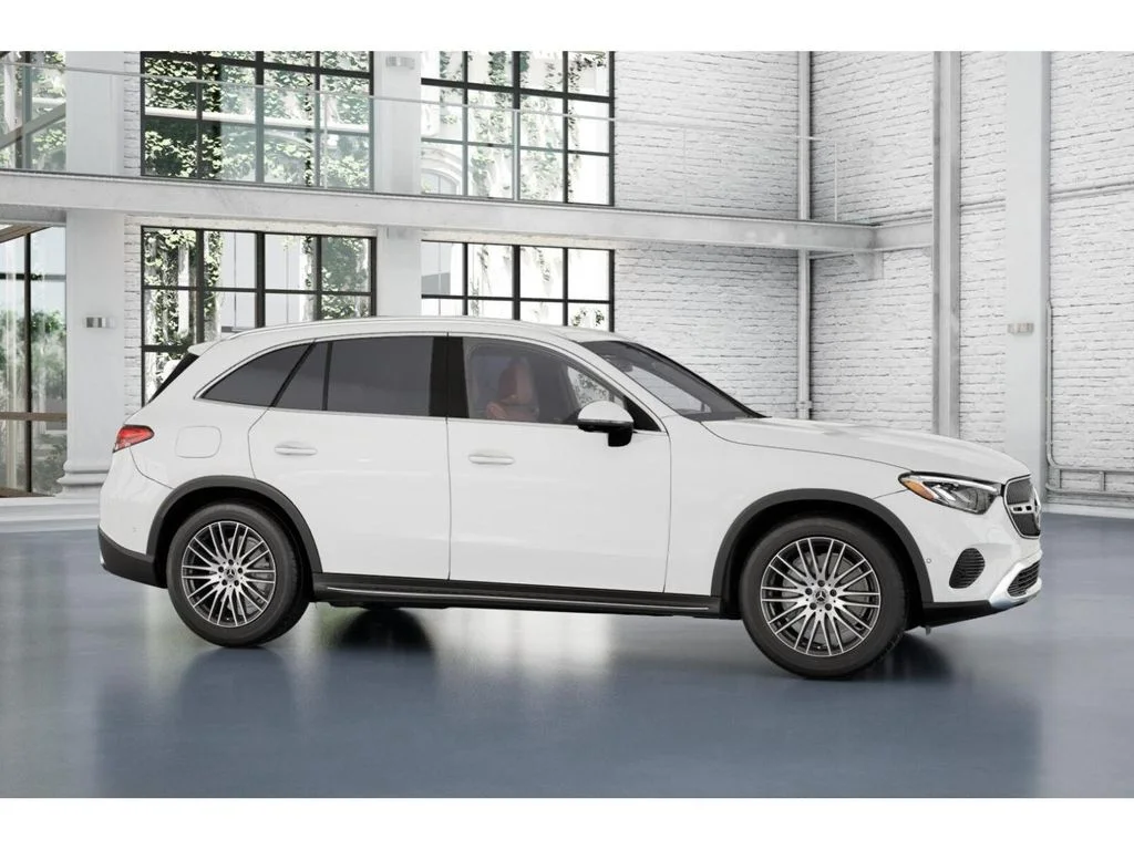 New 2026 White Mercedes-Benz GLC 300 image 14