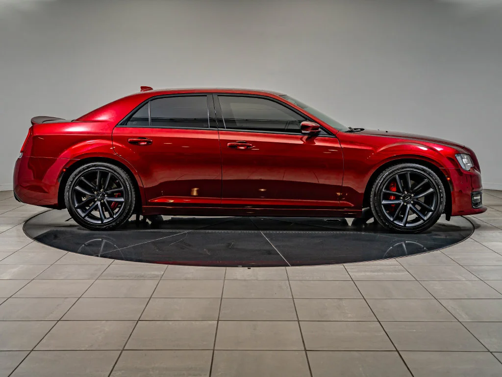 Used 2023 Velvet Red Pearlcoat Chrysler C image 11