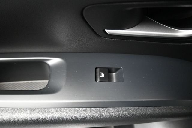 Used 2025 Silver Hyundai SEL image 10