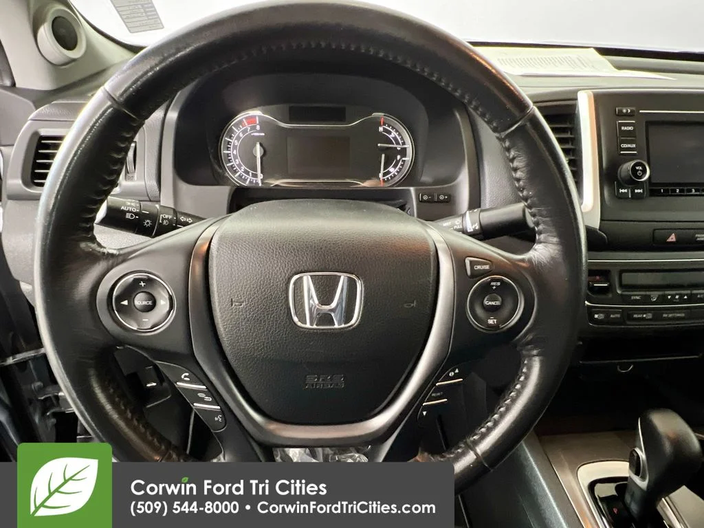 Used 2017 Silver Honda RTL image 8