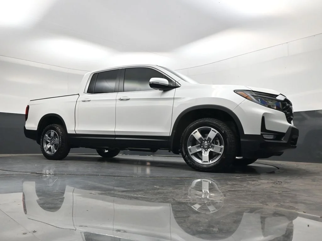New 2026 Platinum White Pearl Honda RTL image 36