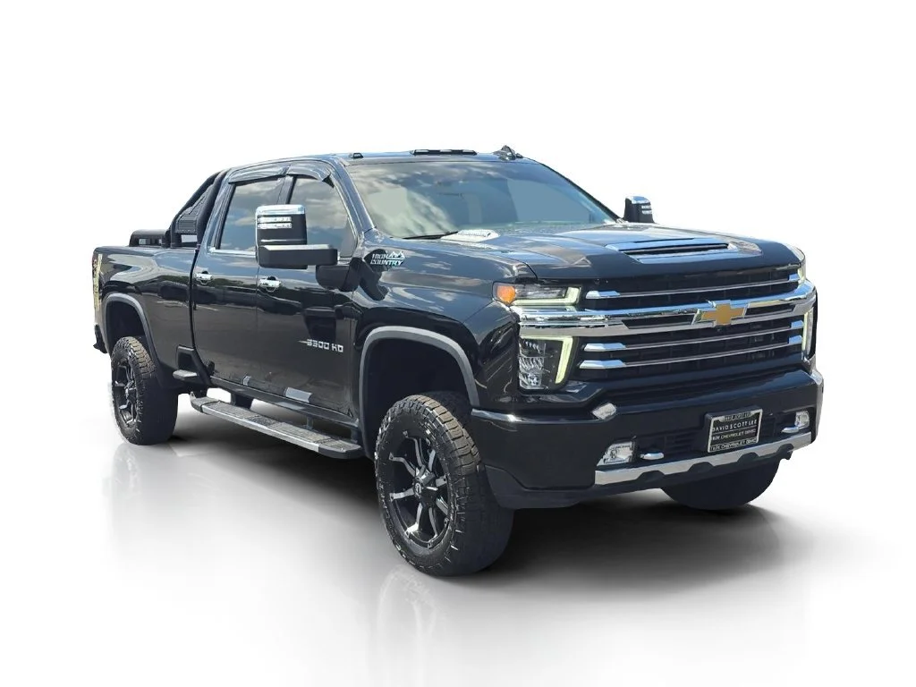 Used 2022 Black Chevrolet High Country image 3