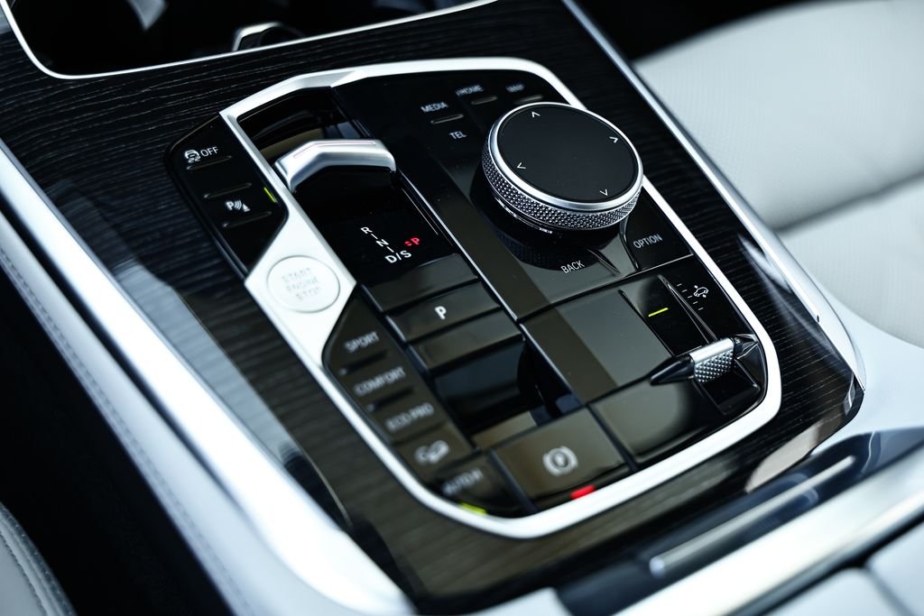 New 2027 Skyscraper Grey Metallic BMW xDrive40i image 42