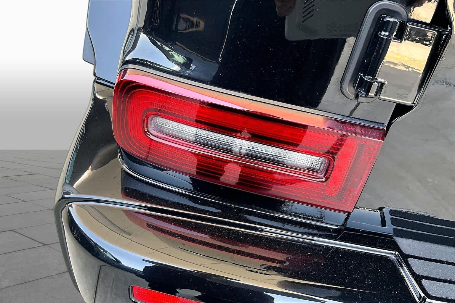 Used 2021 Obsidian Black Metallic Mercedes-Benz AMG® G 63 image 25