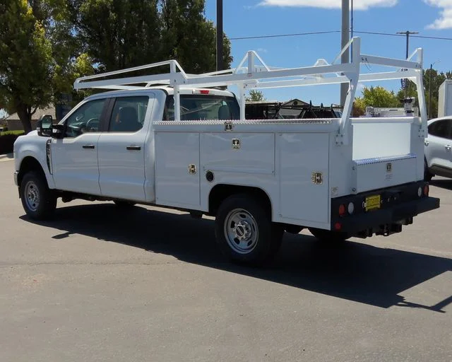 New 2026 Oxford White Ford XL image 4