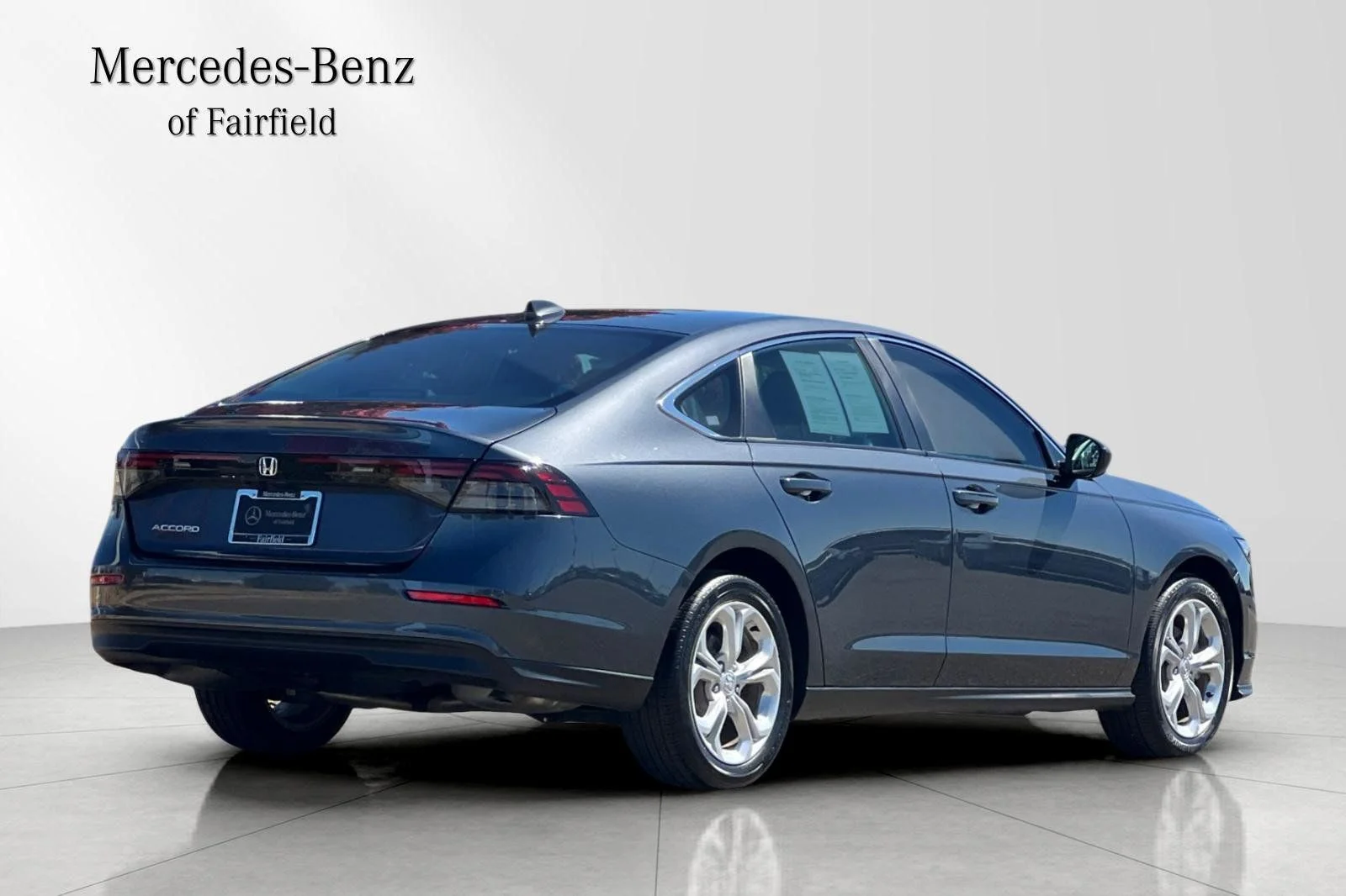 Used 2023  Honda LX image 2