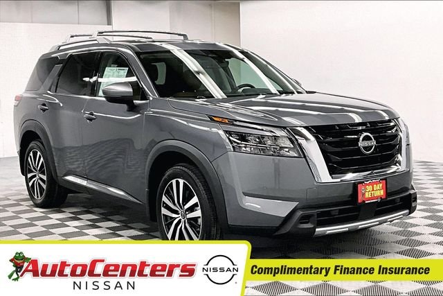 2025 Nissan Pathfinder Platinum 4WD's photo