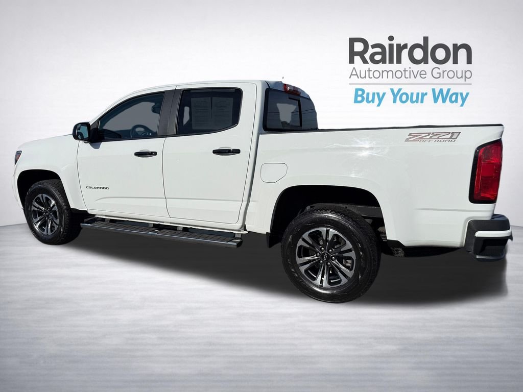 Used 2022 White Chevrolet Z71 image 5