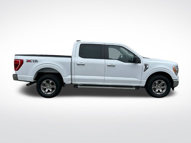 Used 2023 Oxford White Ford XLT image 24
