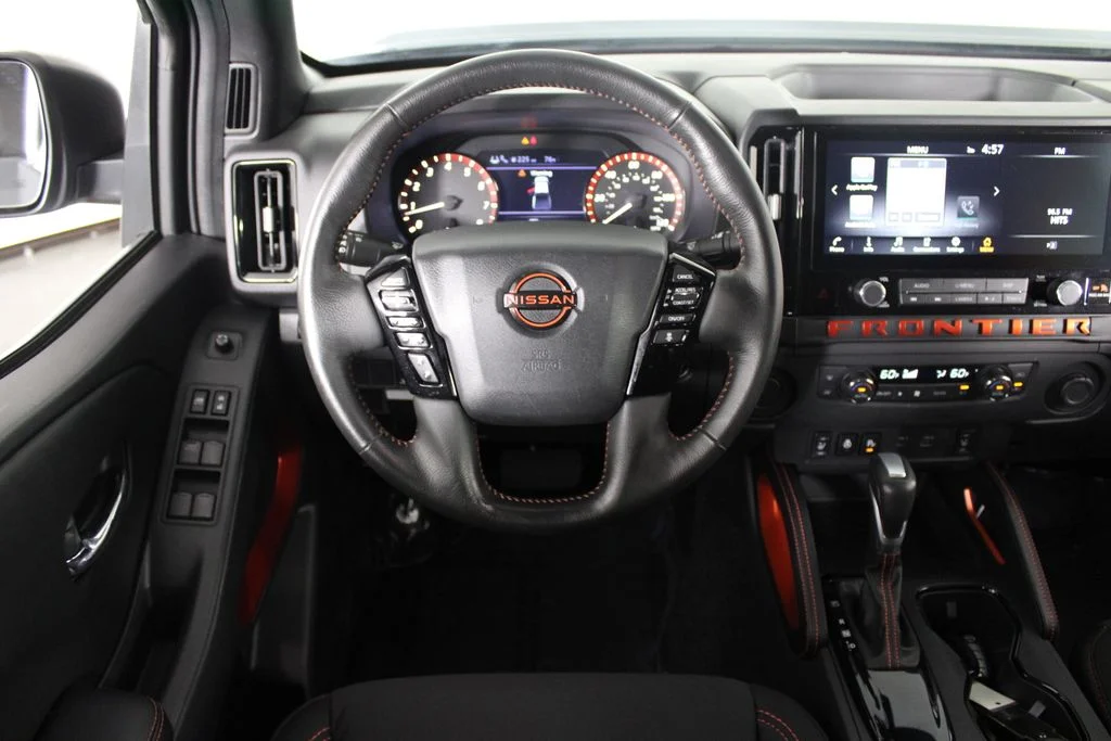 2025 Nissan Frontier PRO-X - Photo 7