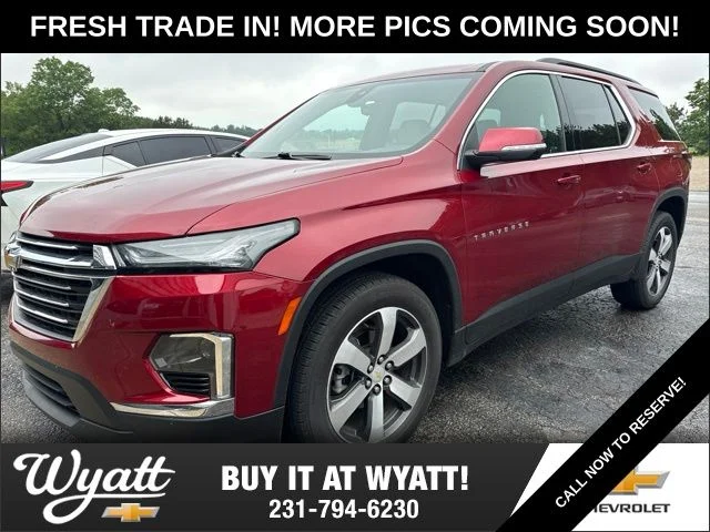 2022 Chevrolet Traverse LT Leather