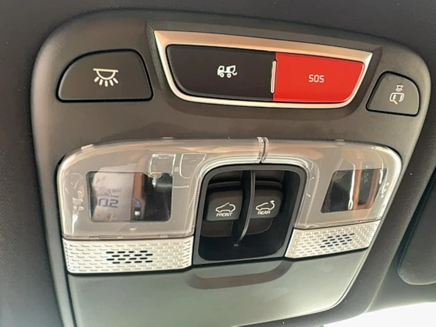 Used 2024 White Kia SX X-LINE image 26