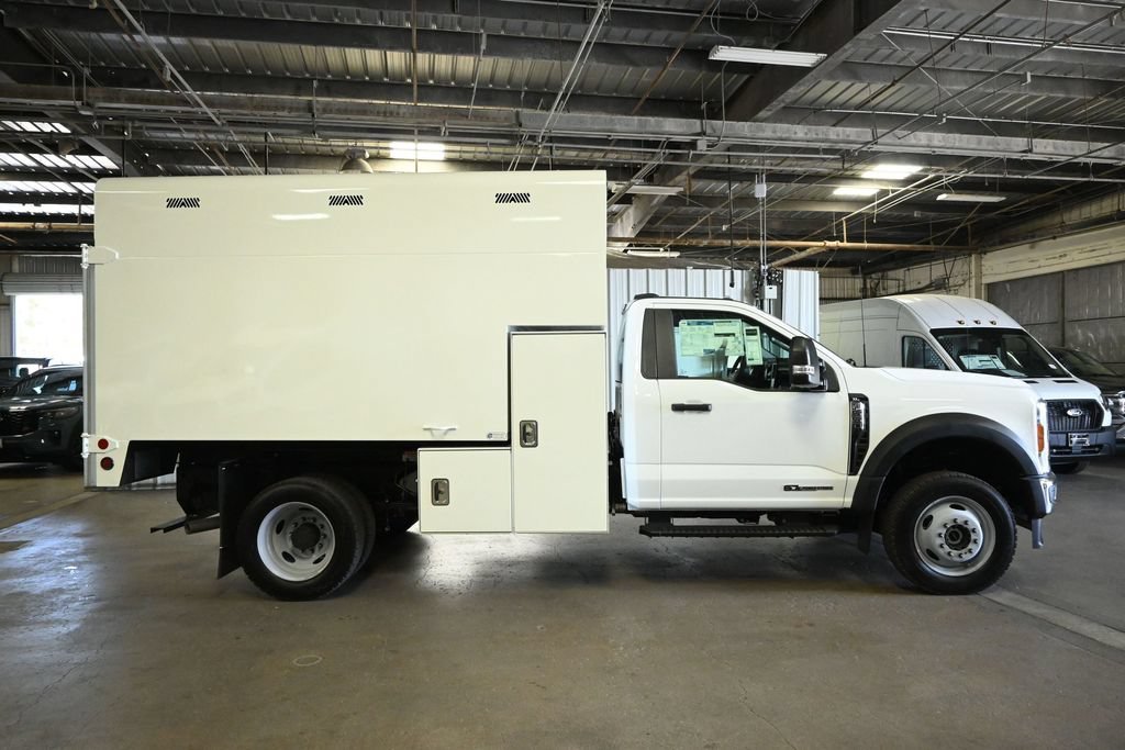 New 2026 Oxford White Ford XL image 8