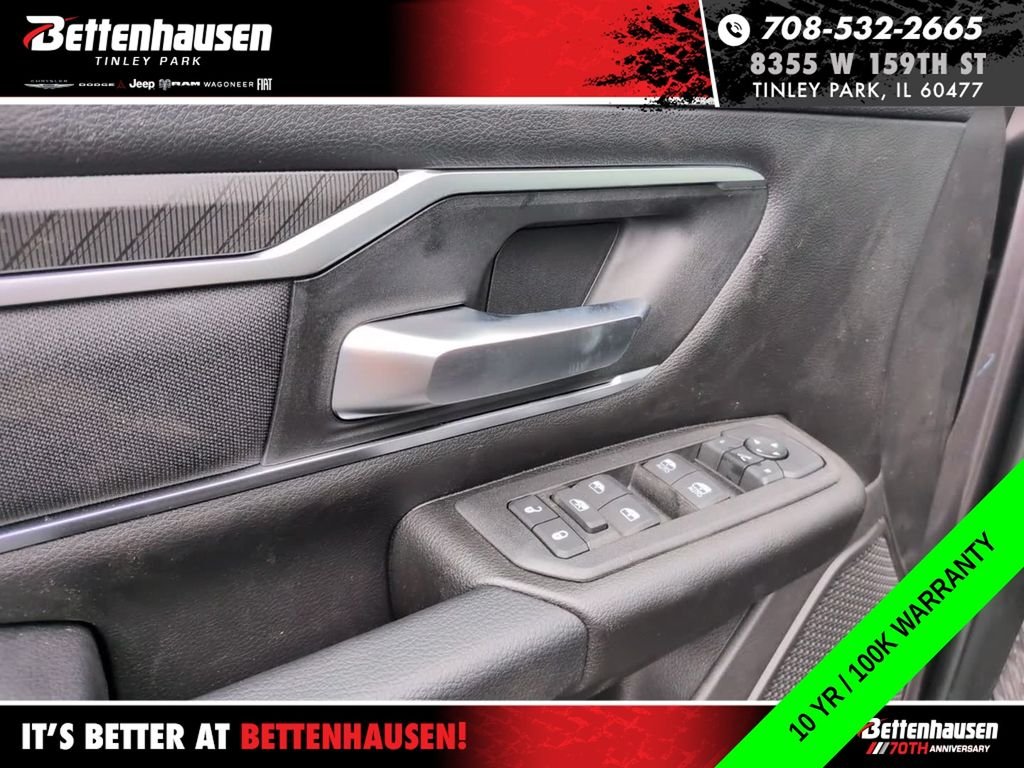 New 2026 Granite Crystal Metallic Clear-Coat Exterior Paint RAM Big Horn image 15