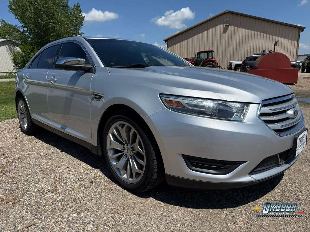 2013 Ford Taurus Limited FWD's photo