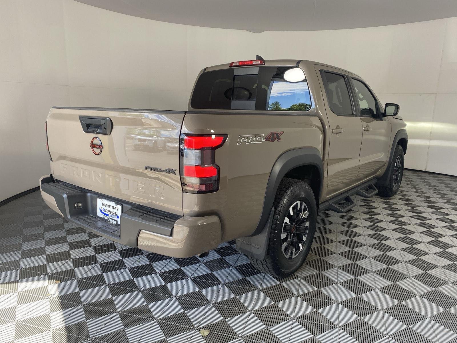 Used 2024 Baja Storm Nissan PRO-4X image 7