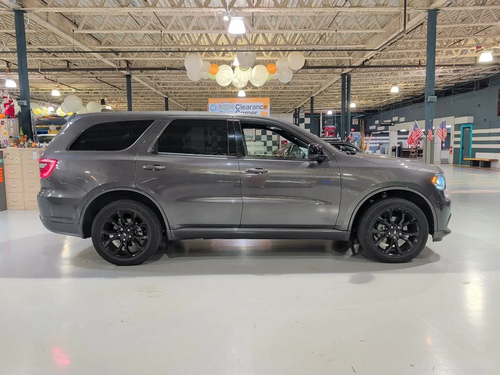 Used 2020 Gray Dodge SXT Plus image 7