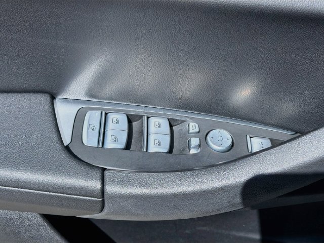 Used 2022 Dark Graphite Metallic BMW sDrive30i image 23