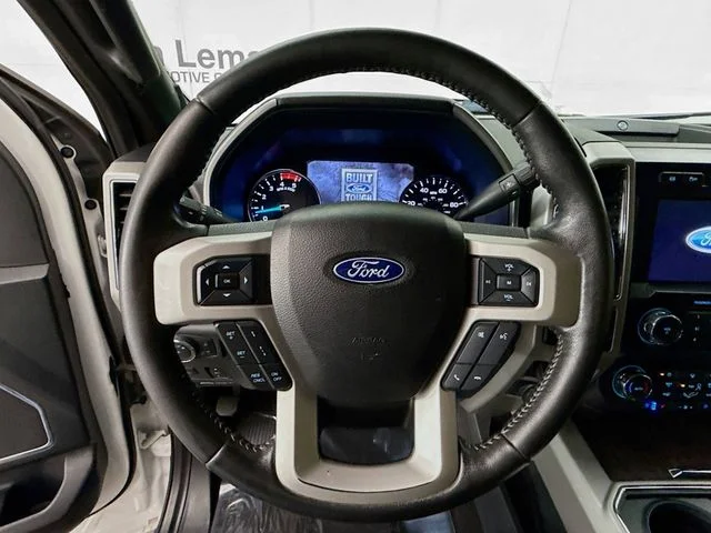 Used 2020 White Metallic Ford Lariat image 11