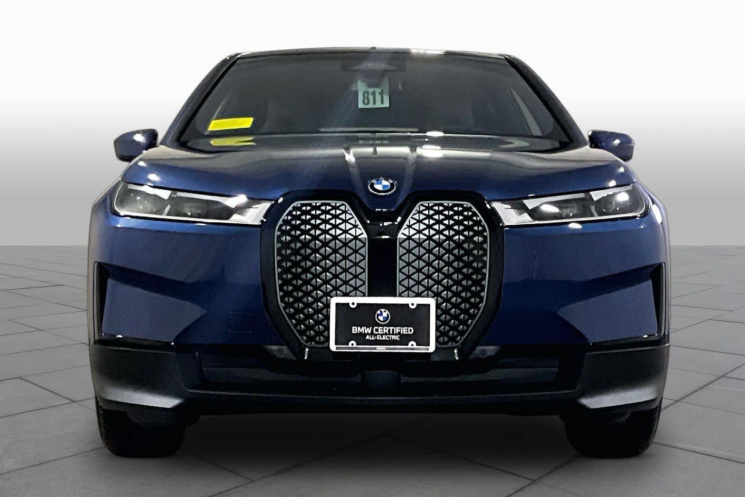 Used 2024 Phytonic Blue Metallic BMW xDrive50 image 3