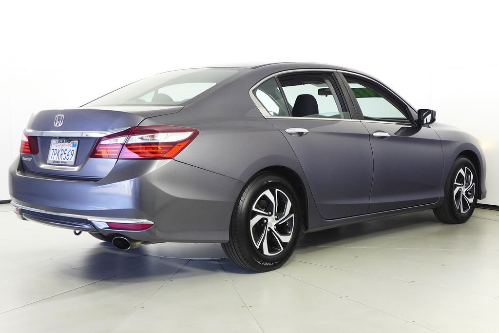 2016 Honda Accord LX - Photo 7