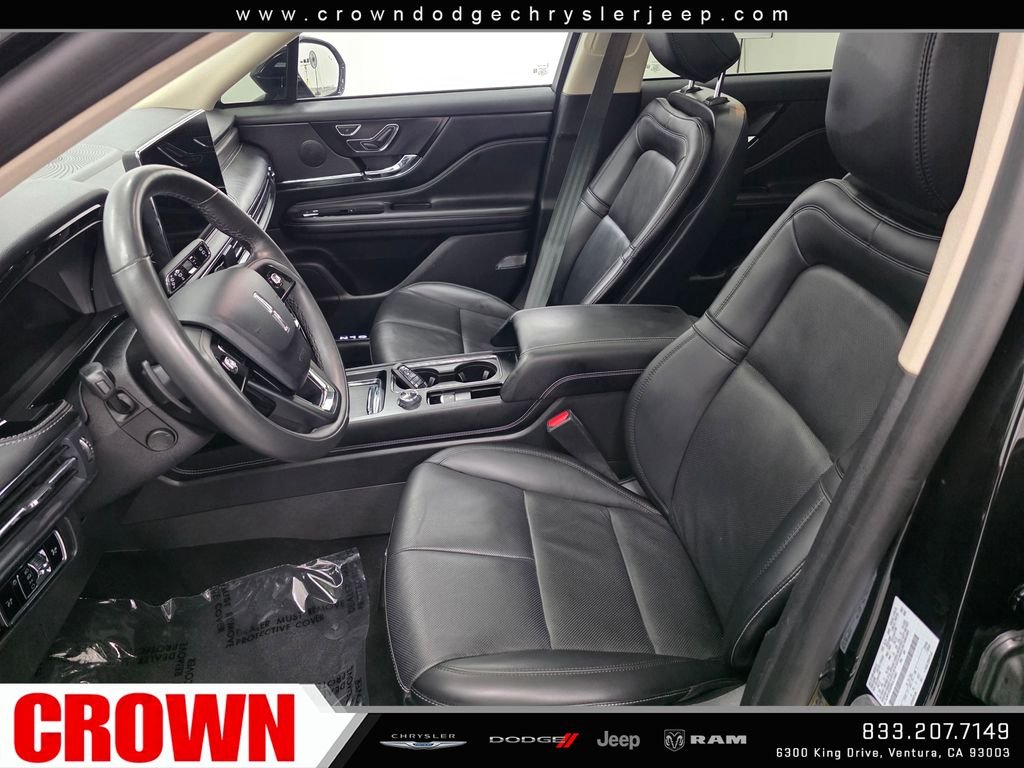 Used 2024 Black Lincoln Grand Touring image 23