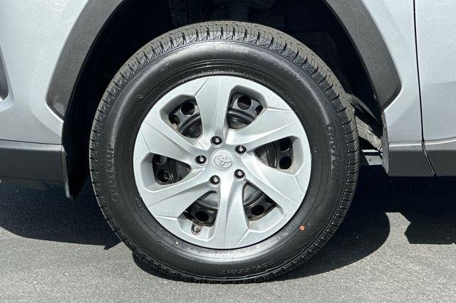 Certified Used 2022 SILVER SKY METALLIC Toyota  image 29
