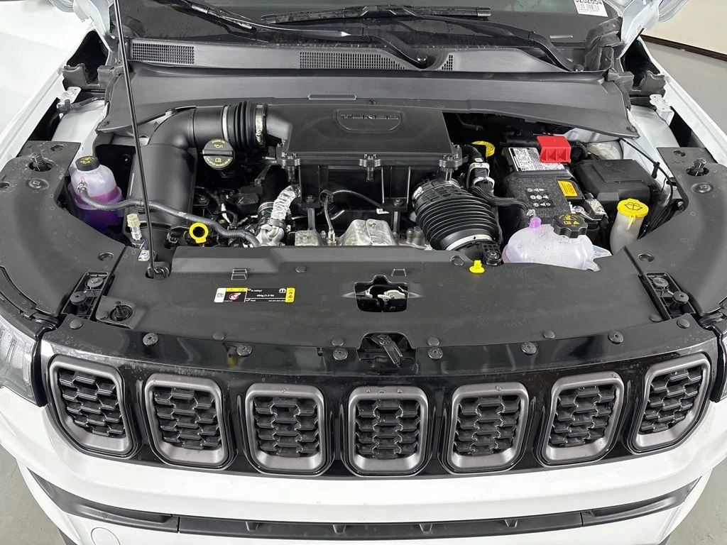 New 2026 White Jeep Latitude image 44
