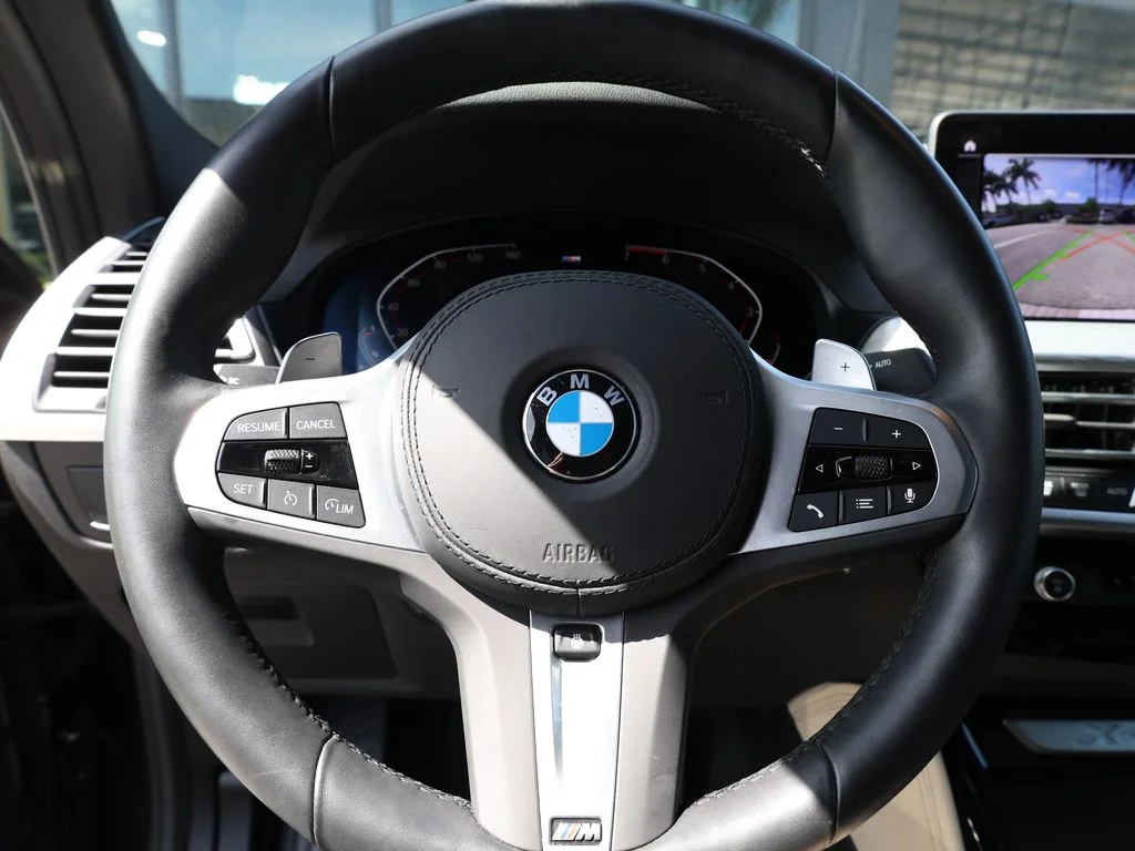 2025 BMW X4 30i - Photo 37