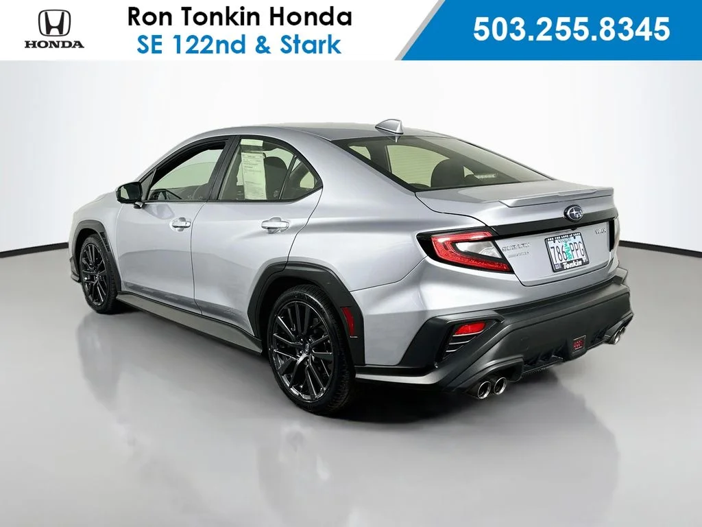 Used 2023 Ice Silver Metallic Subaru Premium image 6