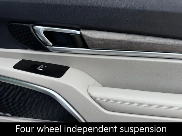 Used 2022 White Kia SX image 29