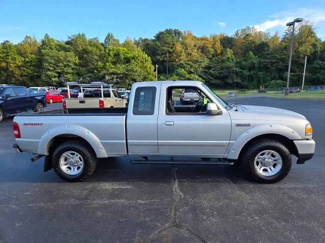 Used 2010 Silver Ford XLT image 9