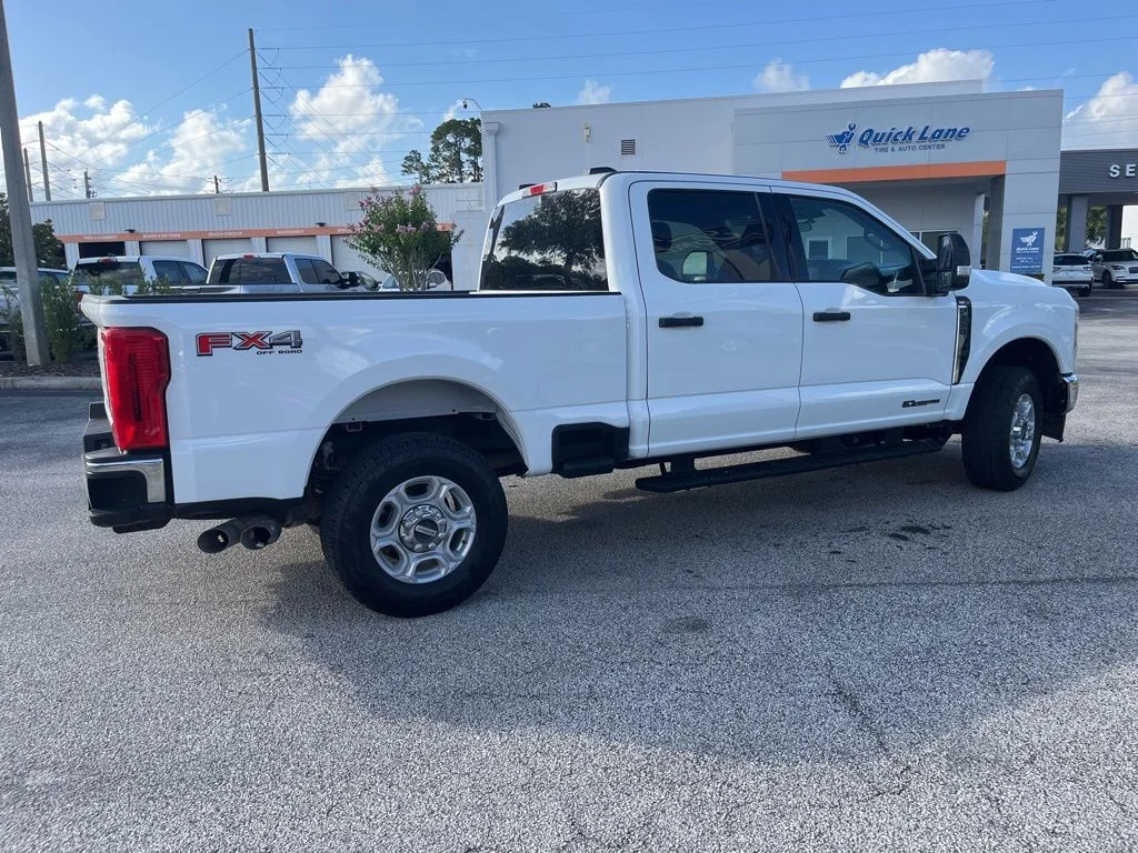 Used 2025 White Ford XLT image 4