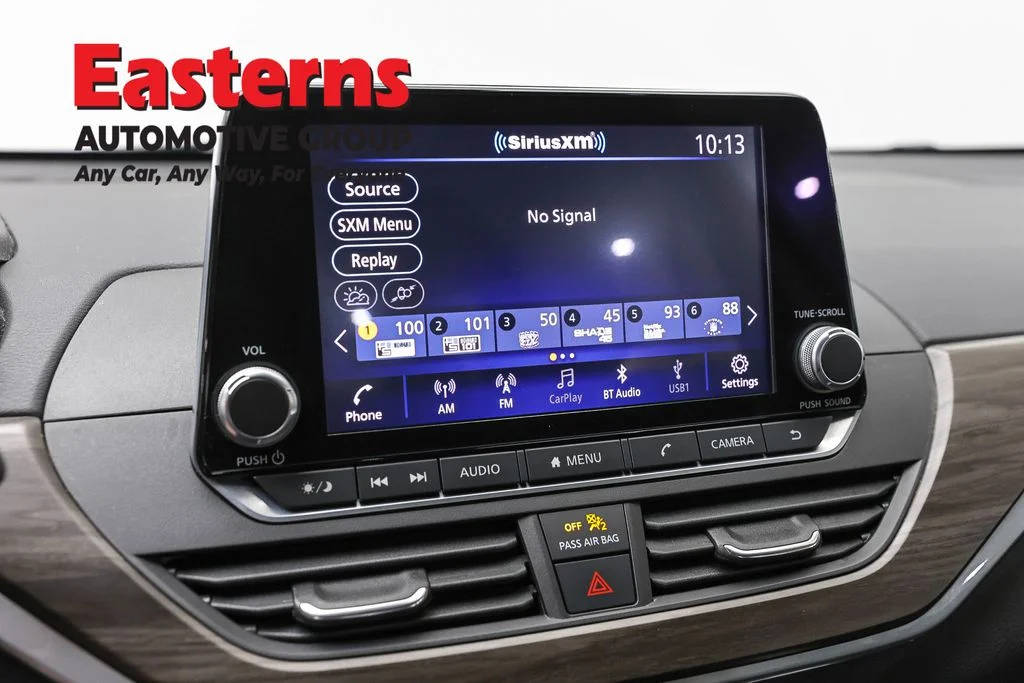 Used 2023 Gray Nissan 2.5 SV image 19