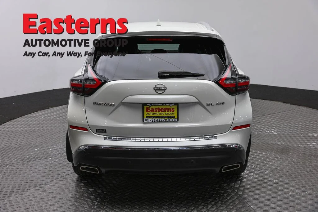 Used 2023 White Nissan SL image 6