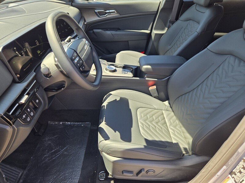 New 2026 Wolf Gray Kia X-Line image 7