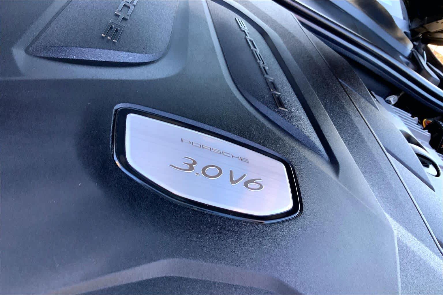 Used 2021 Quartzite Grey Metallic Porsche  image 21