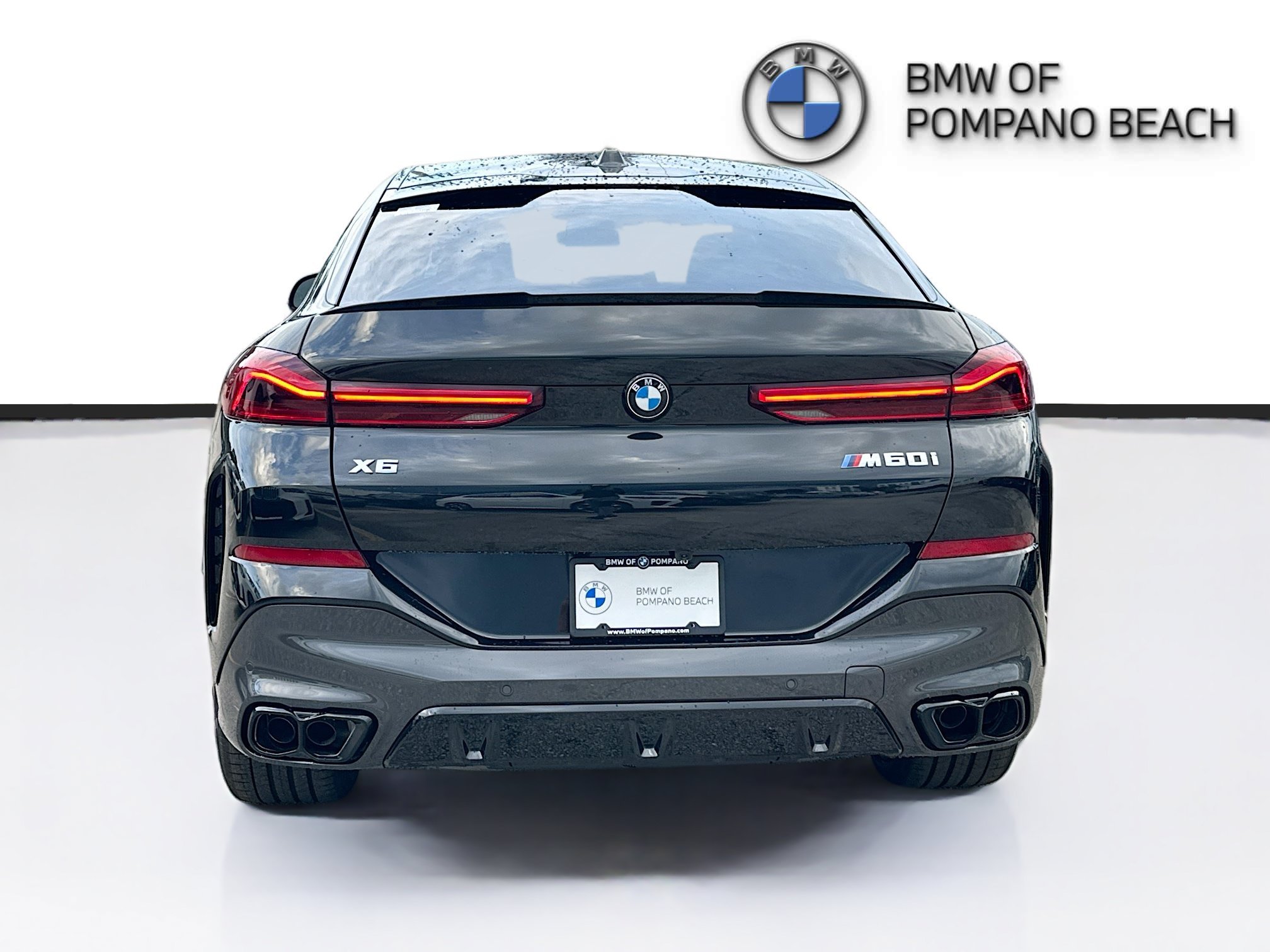 New 2027 Black Sapphire Metallic BMW M60i image 5