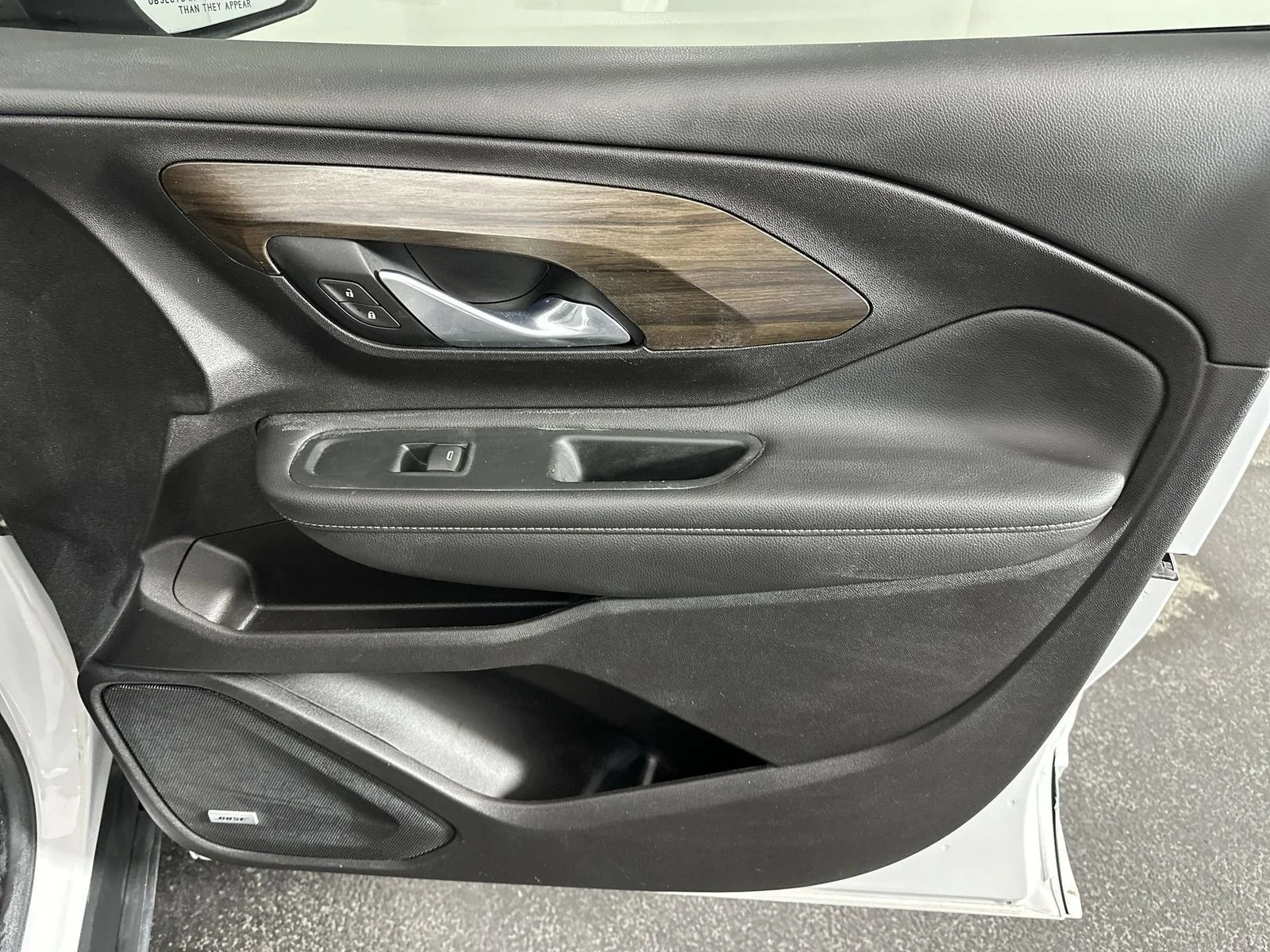 Used 2018 White GMC Denali image 32