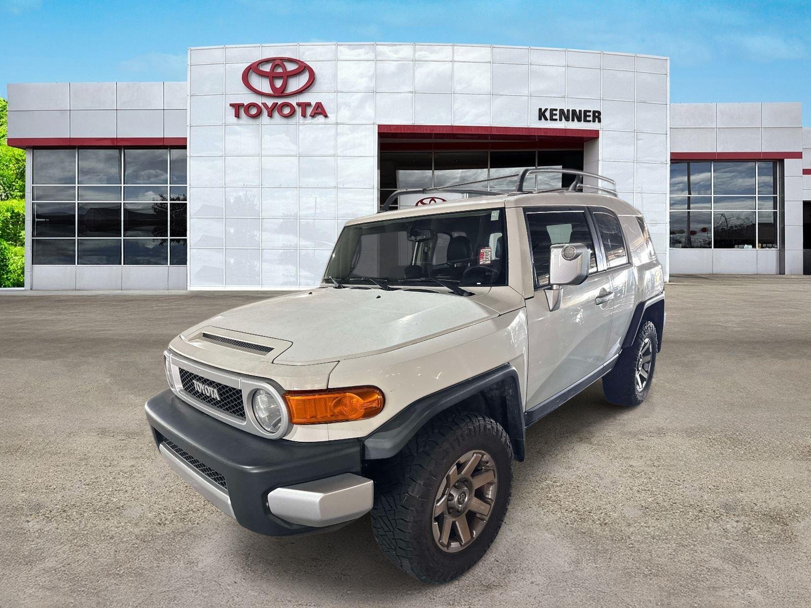 Used 2014 Iceberg Toyota Base image 10
