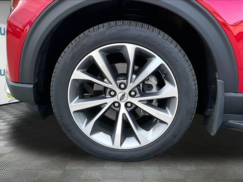 Used 2025 Red Metallic Ford Platinum image 7