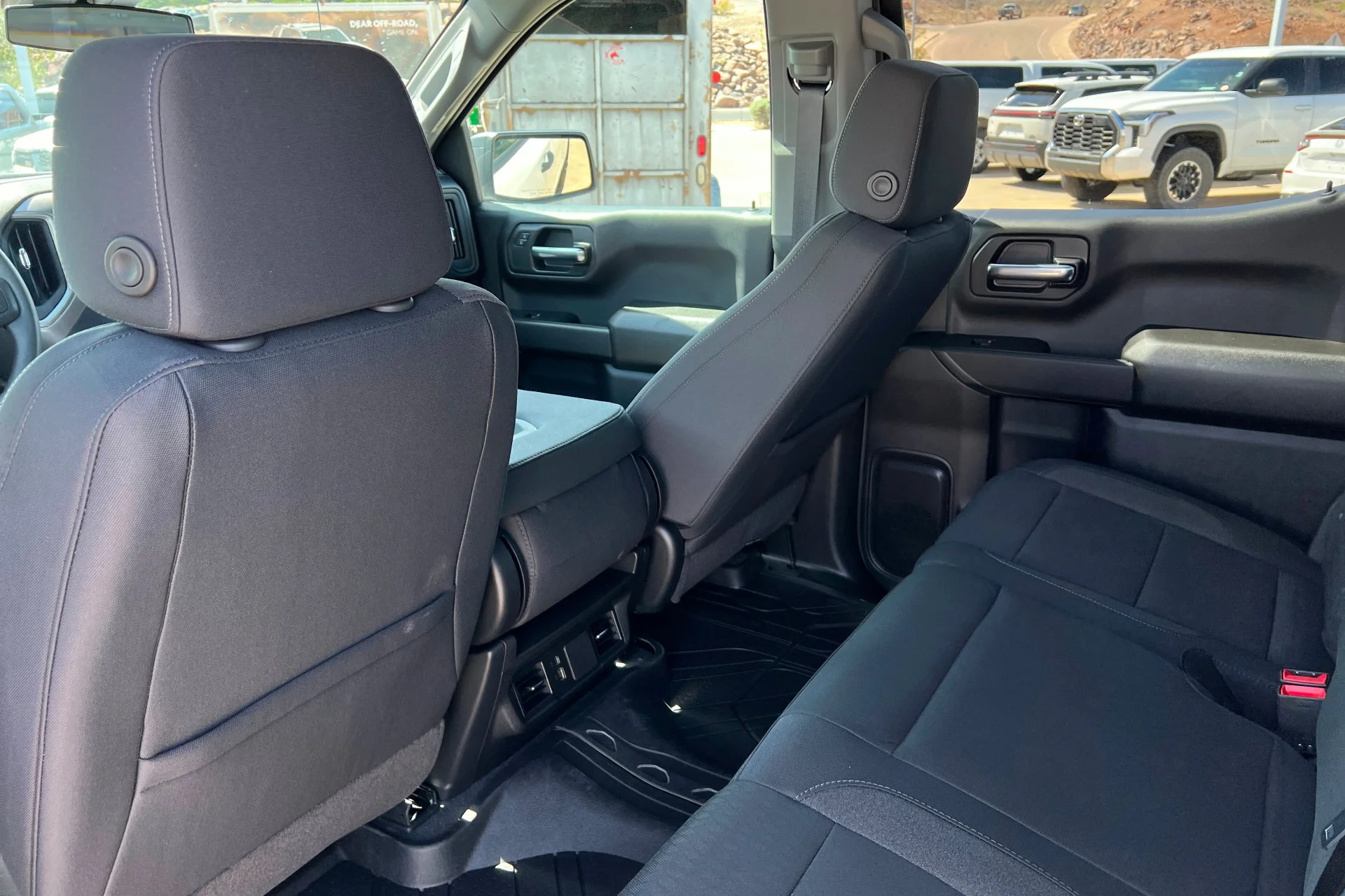 2026 Chevrolet Silverado 1500 Custom - Photo 19