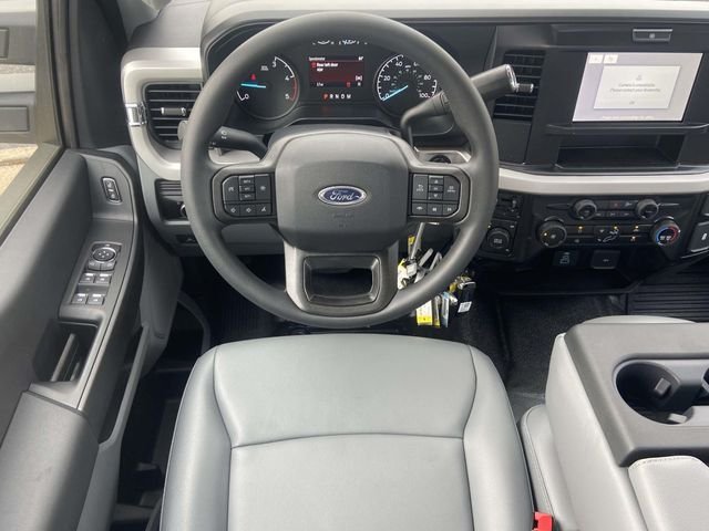 New 2026 Oxford White Ford XL image 29