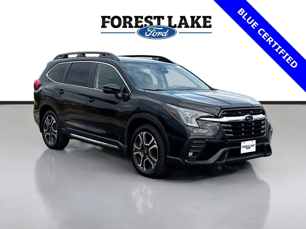 2023 Subaru Ascent Limited 8 Passenger's photo