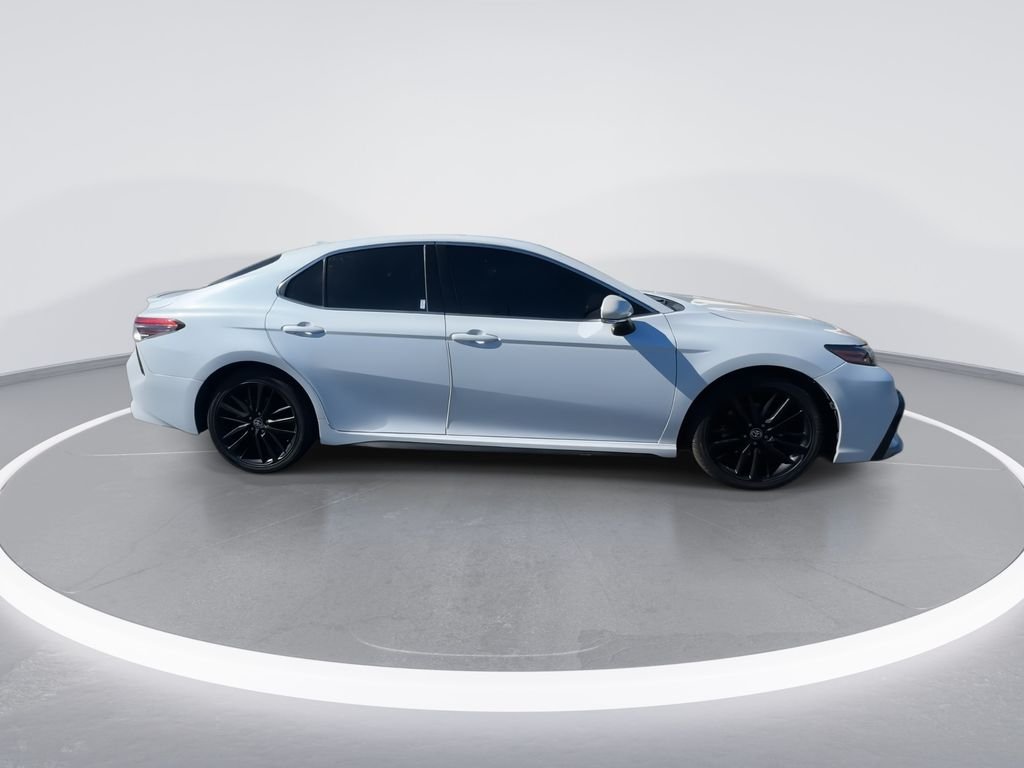 2022 Toyota Camry XSE - Photo 9