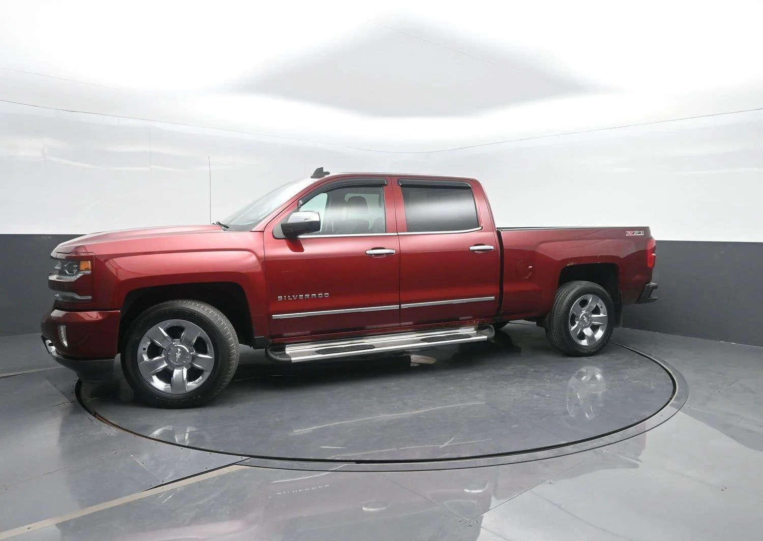 Used 2017 Siren Red Tintcoat Chevrolet LTZ image 43
