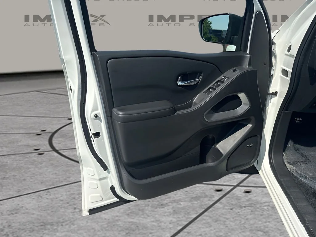 Used 2025 White Nissan SV image 24